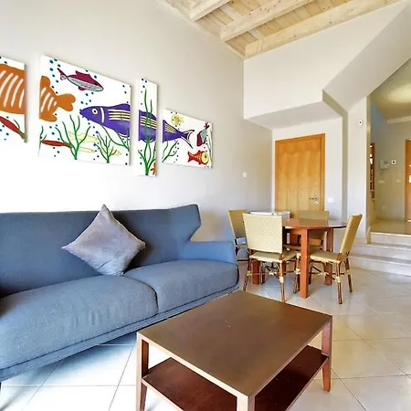Feriehus Oazis 4 Bedrooms *